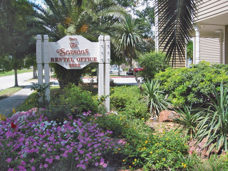 Seasons 3800 Grandlake Blvd Kenner LA 70065 Apartment Finder