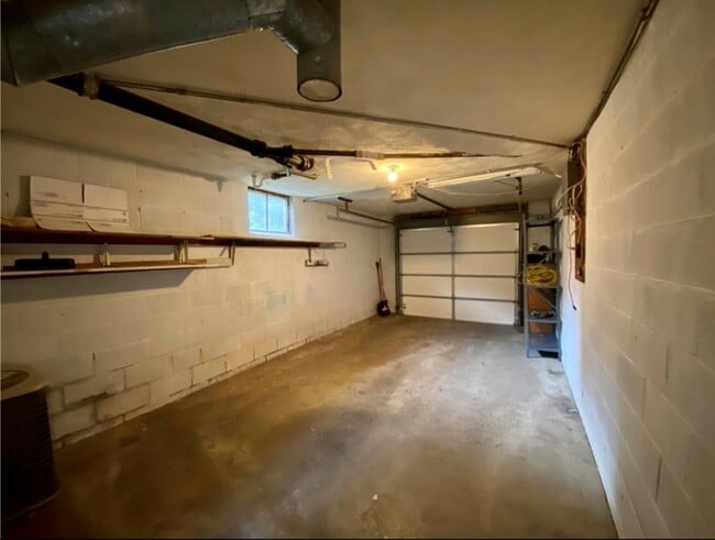 Building Photo - 1510 DelMatro, Ct