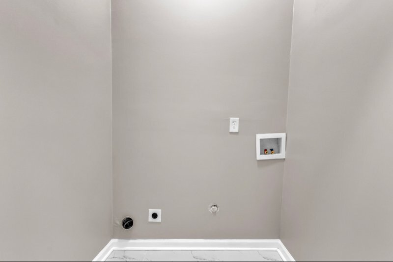 Building Photo - 857 Pope St