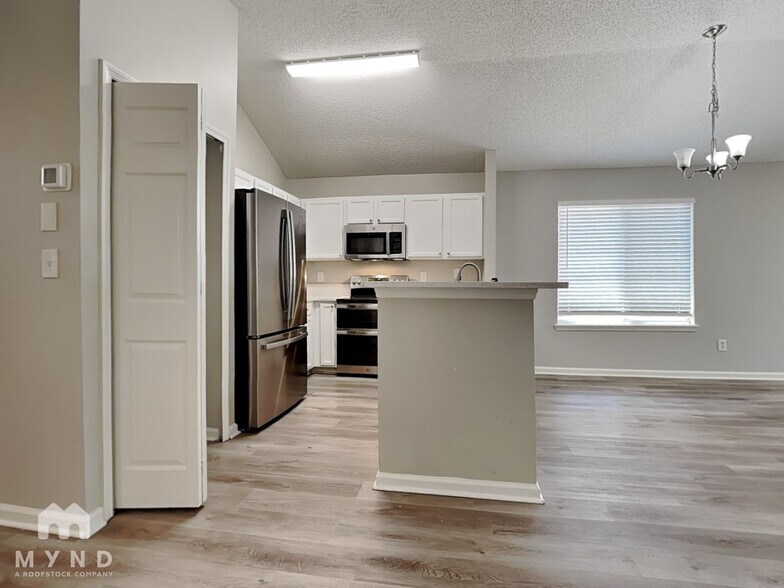 Building Photo - 4303 Campus Hills Cir