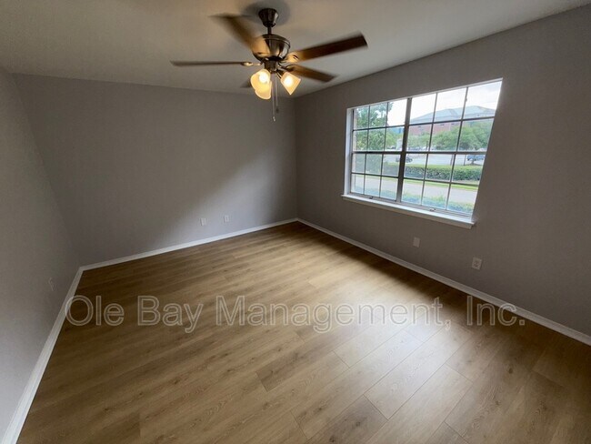 Building Photo - 112 Du Rhu Dr