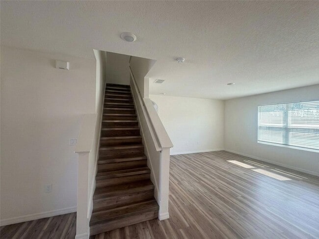 Building Photo - 1463 Fox Squirrel Dr