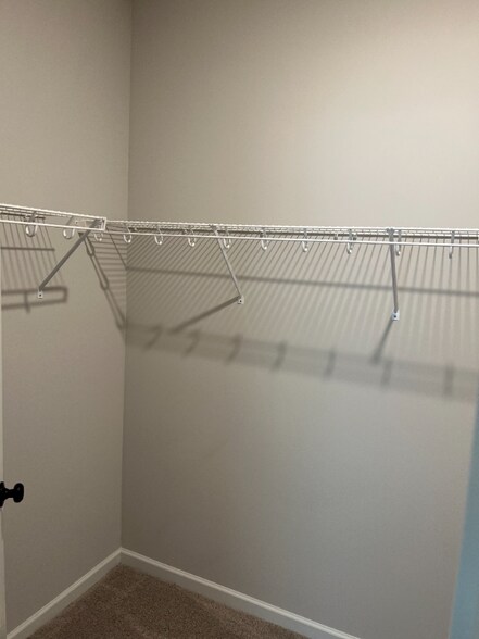 Building Photo - 4733 Cypress Park Dr