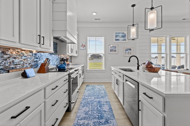 Building Photo - 105 Farmridge Wy