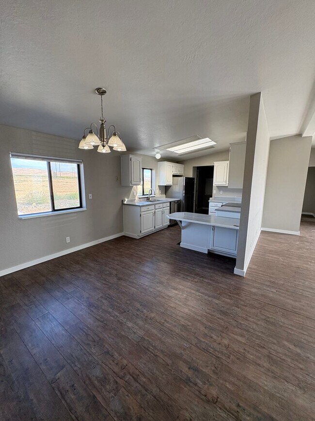 Building Photo - 13477 Rd 13 NW