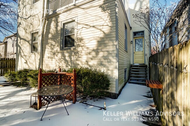 Building Photo - 2546 Ingleside-2