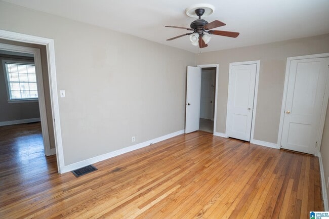 Building Photo - 9 Edgehill Rd