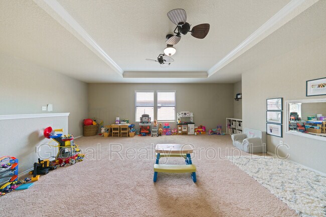 Building Photo - 27326 Trinity Cross