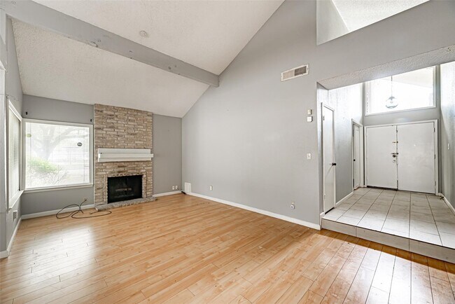 Building Photo - 7180 S Dairy Ashford Rd