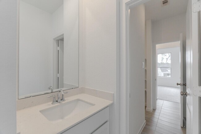 Building Photo - 21803 Echo Bay Ct