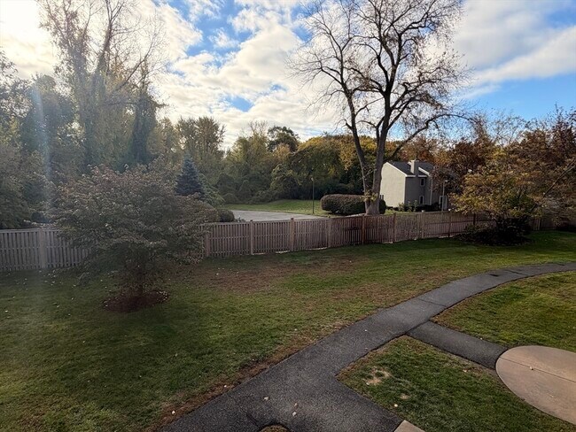 Building Photo - 7 Conant Rd