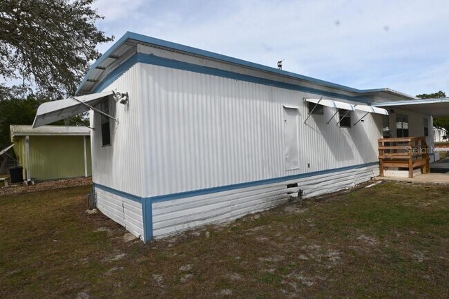 Building Photo - 34898 Fraser St