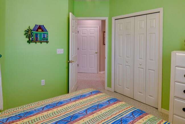 Building Photo - 400 Canopy Walk Ln