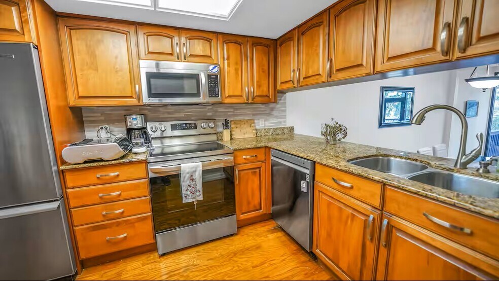 Building Photo - 6040 River Trace Rd