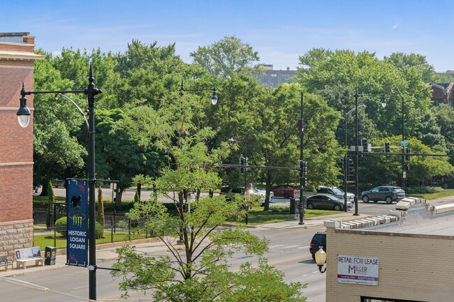 Building Photo - 3225 W Fullerton Ave