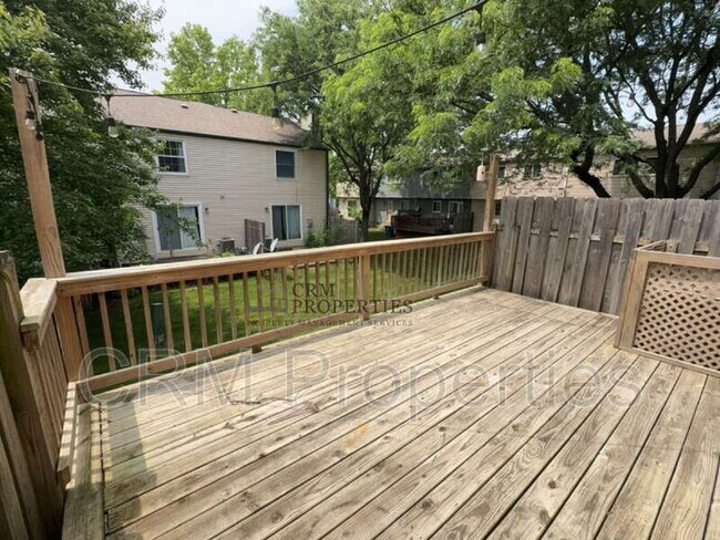 Building Photo - 9430 Aspen Grove Ln