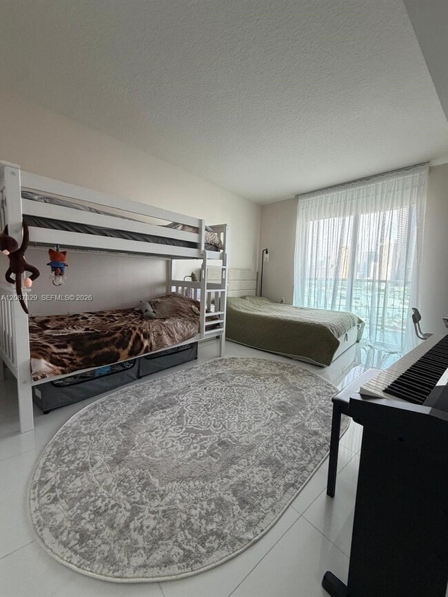 Building Photo - 200 Sunny Isles Blvd