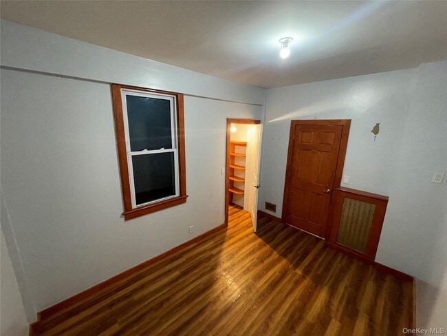 Building Photo - 334 Locust St