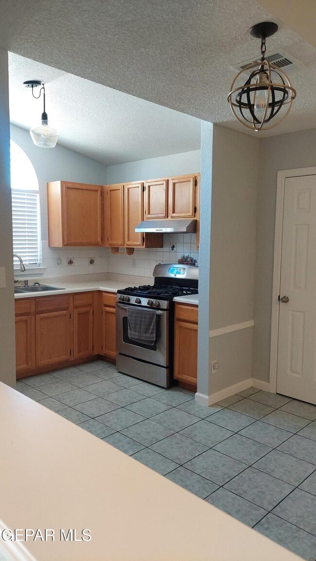 Building Photo - 12124 Fred Carter Dr