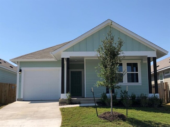 Primary Photo - 209 Pitchfork Dr