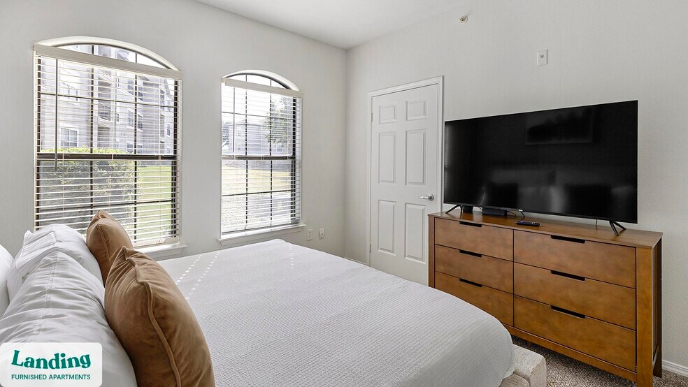 Building Photo - 1601 W Arbrook Blvd