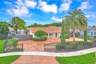 Building Photo - Southwest 133rd Court, Miami, FL 33175 - 3 BR 2.5 BA single-family home