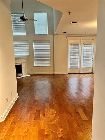 Building Photo - 4444 Jardin St
