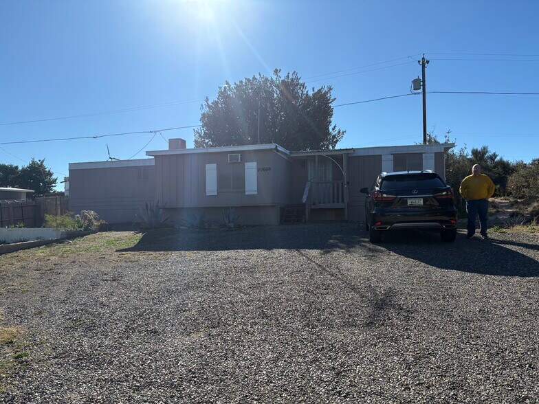 Building Photo - 20659 E Quail Run Dr