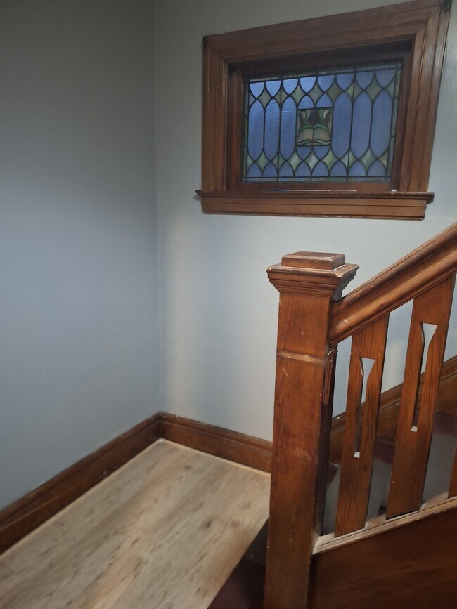 Building Photo - 32 Hazelwood Ter