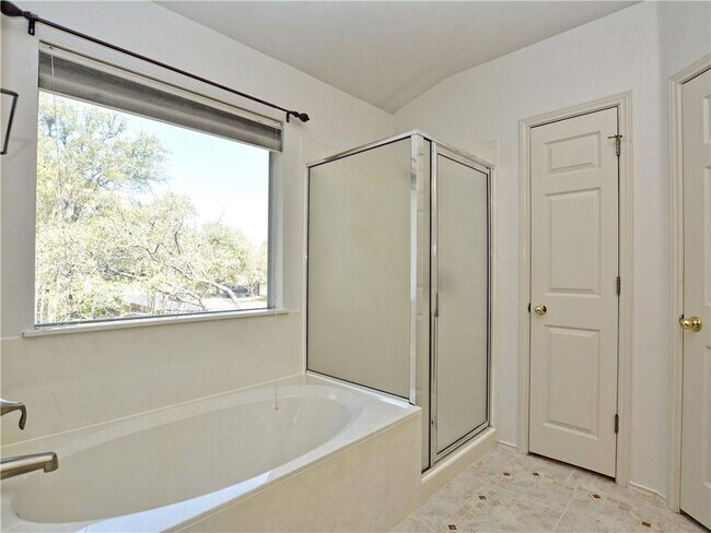 Building Photo - 13428 Tamayo Dr
