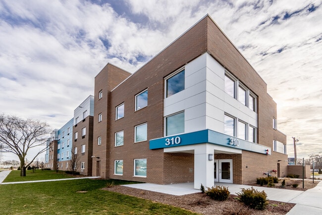 Floorplan - Crescent Place