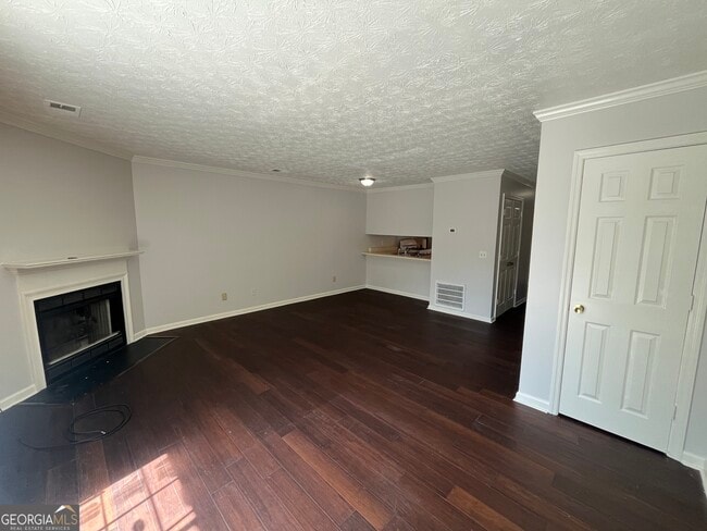 Building Photo - 3461 Kingswood Run