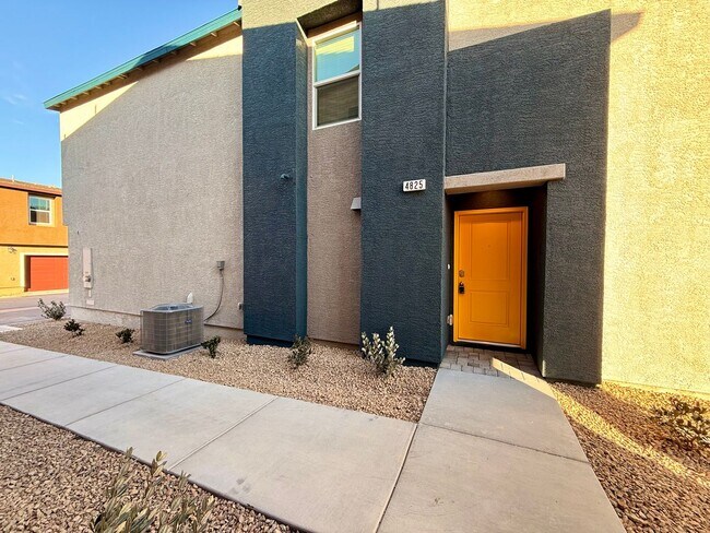Building Photo - New Townhome for Rent in the Highly Desirable Southwest Area!