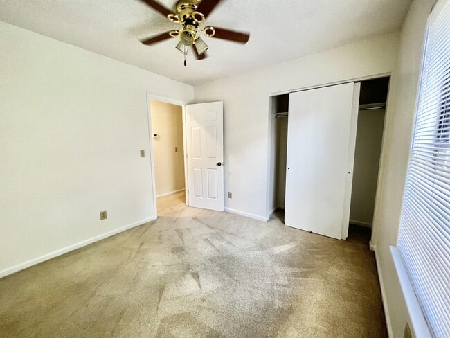 Building Photo - 954 Oyster Cove Rd