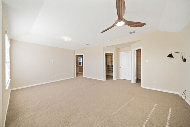 Building Photo - 12241 Cashton