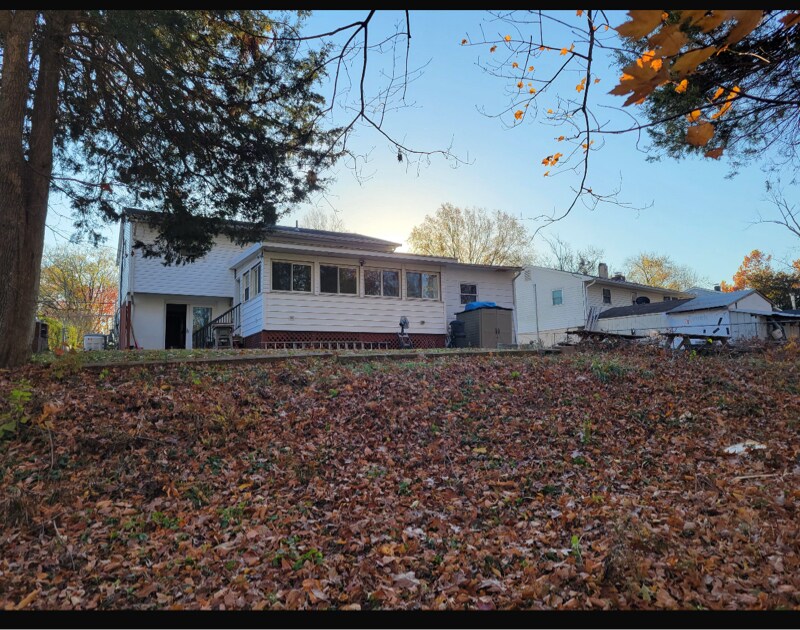 Building Photo - 15012 Cordell Ave