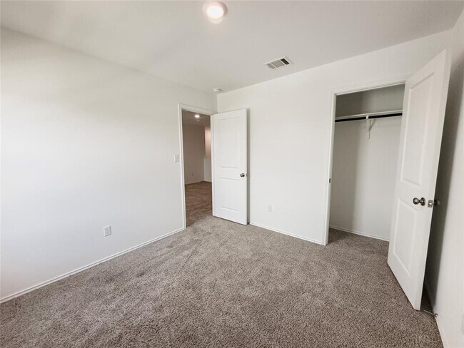 Building Photo - 14007 Tordillo Dr