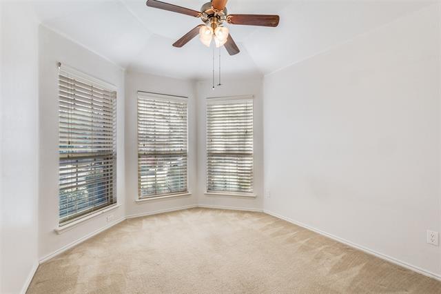 Building Photo - 507 Basswood Ln