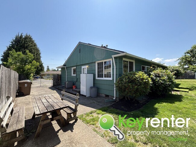 Building Photo - Charming Clinker Brick Rambler in the Hear...