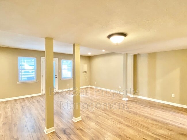 Building Photo - 3145 Reese Dr