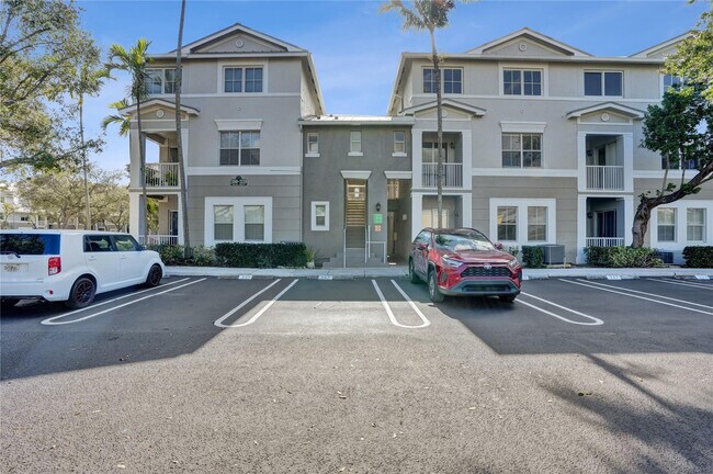 Building Photo - 2137 Shoma Dr