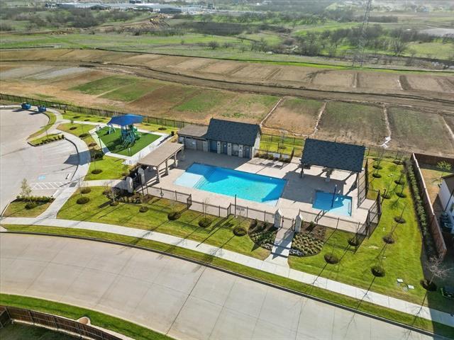 Building Photo - 2156 Knightsgate Rd