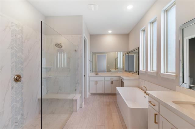 Building Photo - 4349 Curtiss Dr