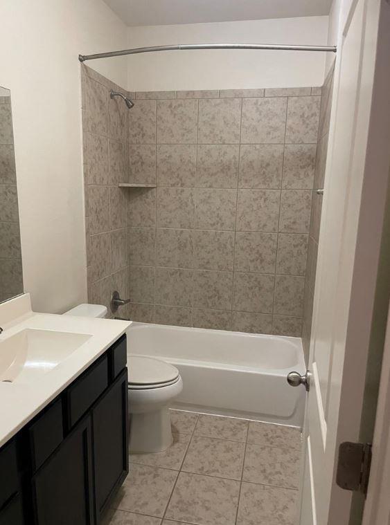 Building Photo - 2212 Creekside Ln