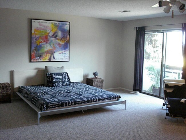 Building Photo - 4502 Medinah Pl