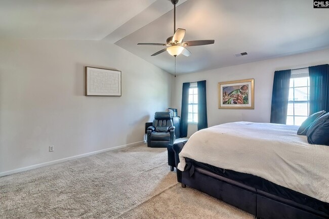 Building Photo - 660 Collett Dr