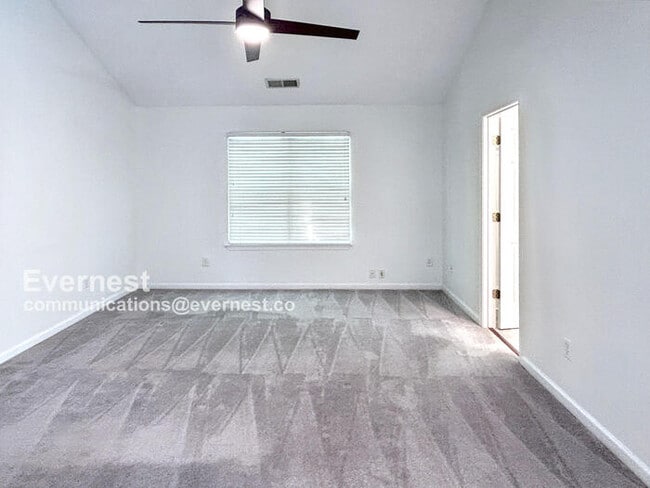 Building Photo - 1535 Heatherton Rd