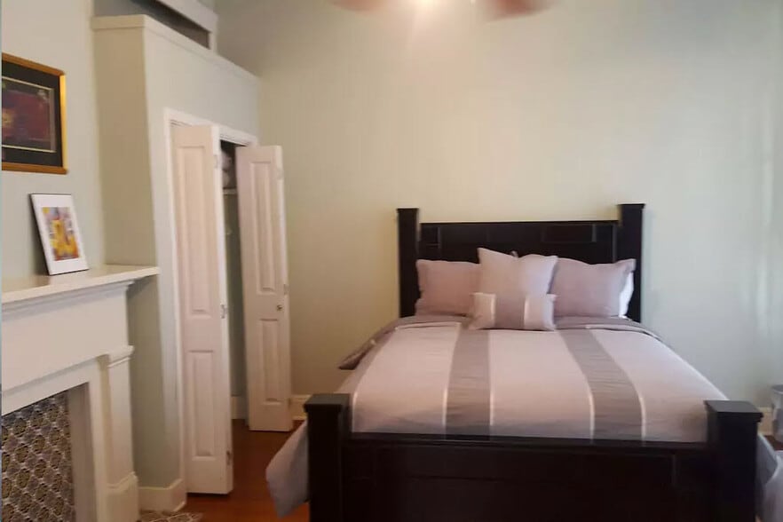 Building Photo - 920 Frenchmen St