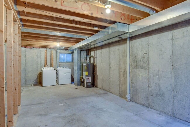 Building Photo - 4152 Charleston Dr