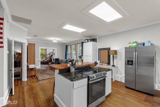 Building Photo - 440 Atkins Ave